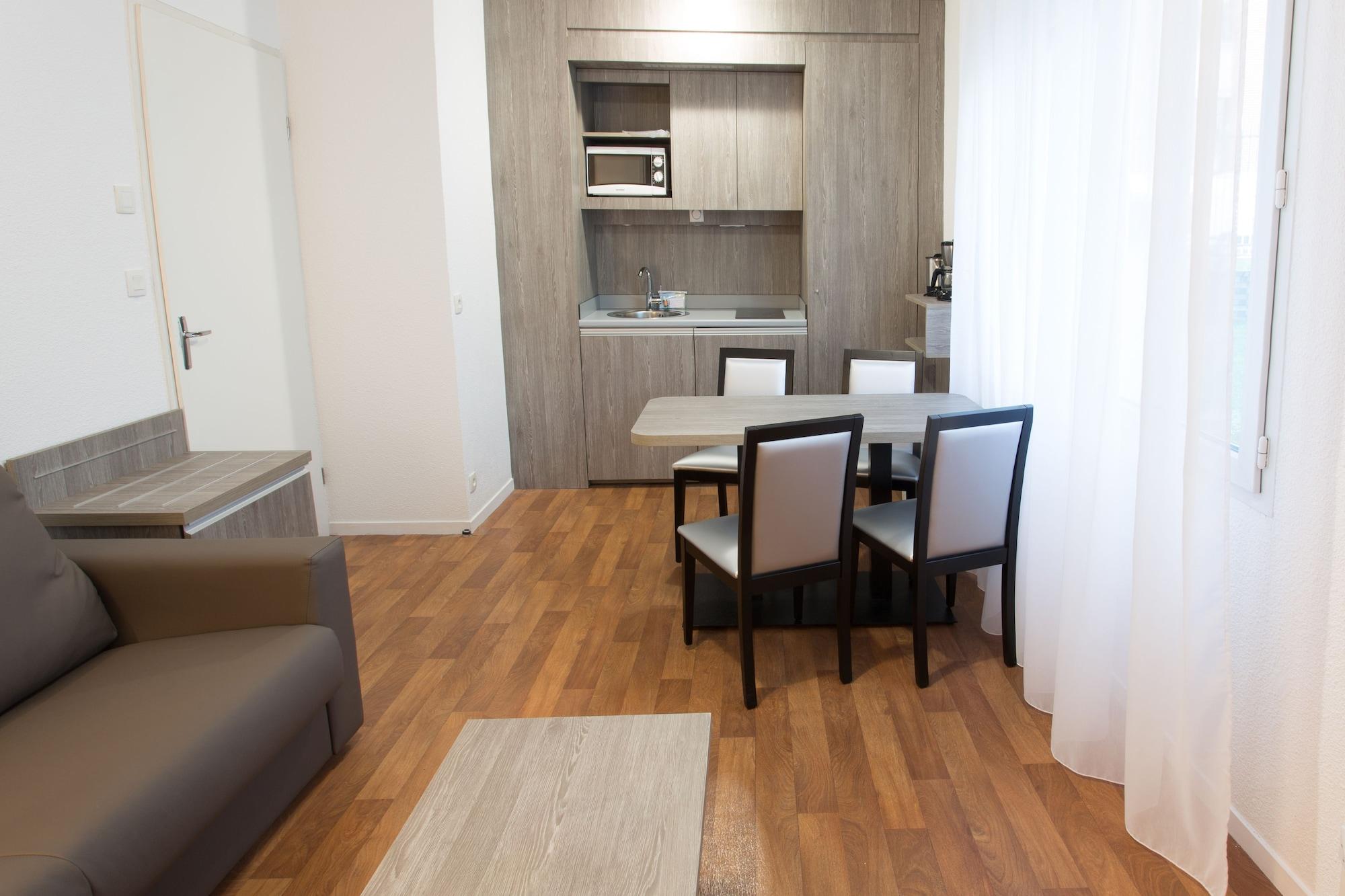 Sejours & Affaires Reims Clairmarais Aparthotel Exterior foto
