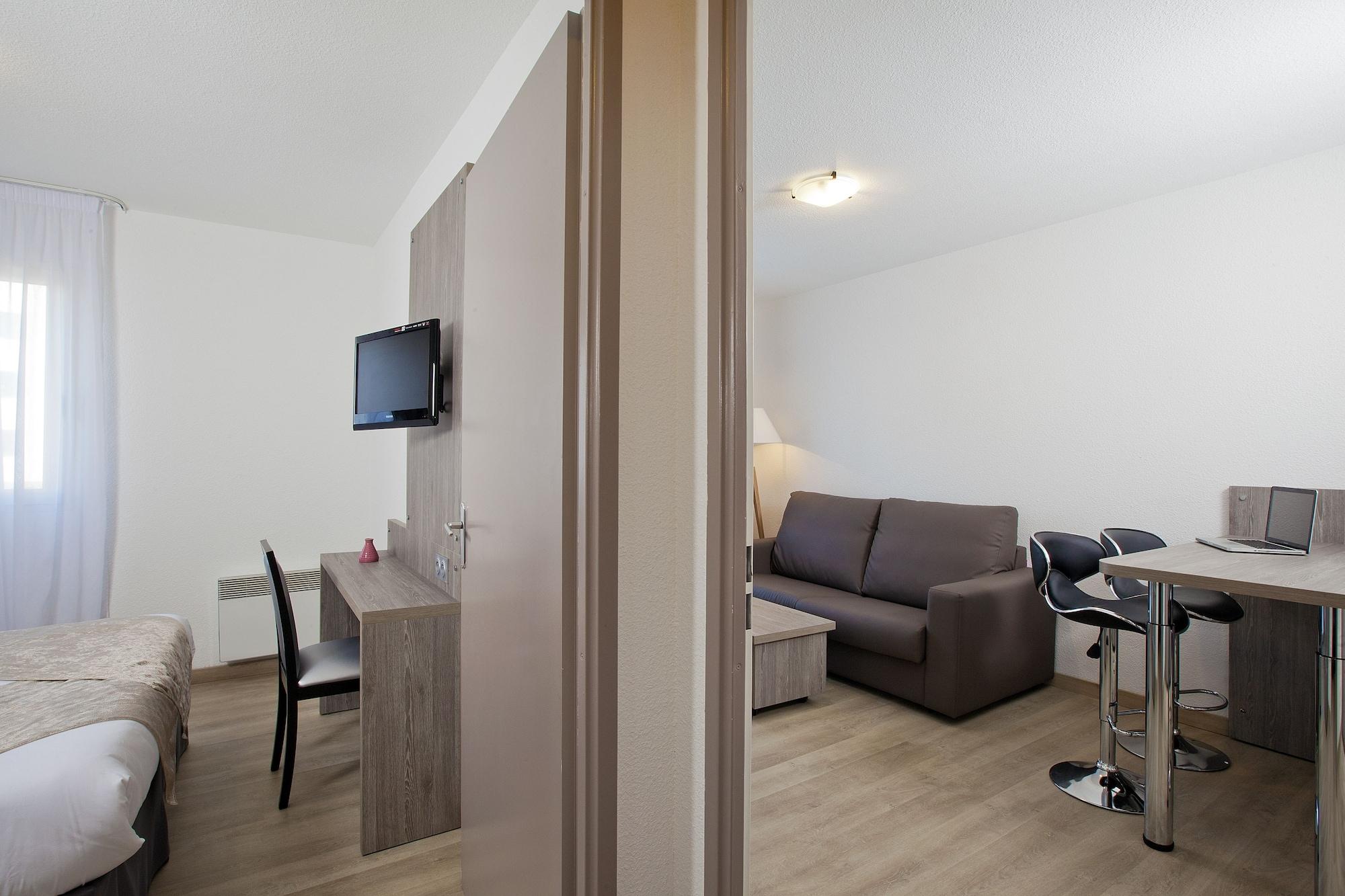 Sejours & Affaires Reims Clairmarais Aparthotel Exterior foto