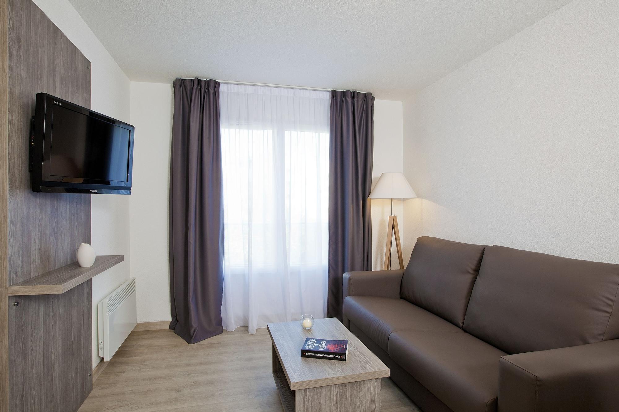 Sejours & Affaires Reims Clairmarais Aparthotel Exterior foto